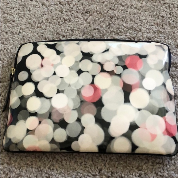 iPad case - Picture 2 of 4